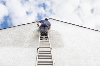 Peinture extérieure à Schopperten — façades et ravalement